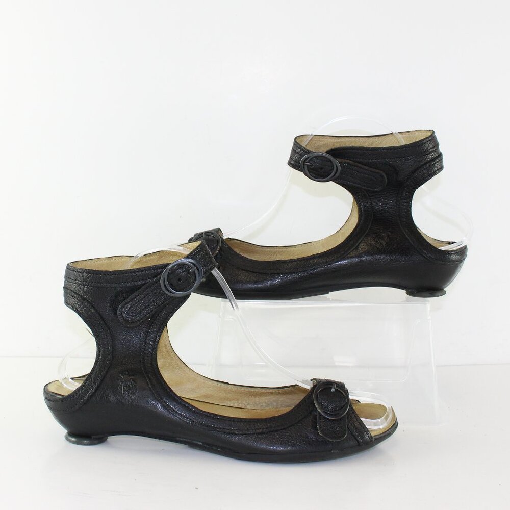 Fly London Leather Strap Flat Sandal (EU 39 / 8.5 US) - Picture 4 of 8
